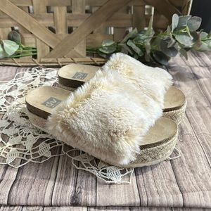 dolce vita fur slides